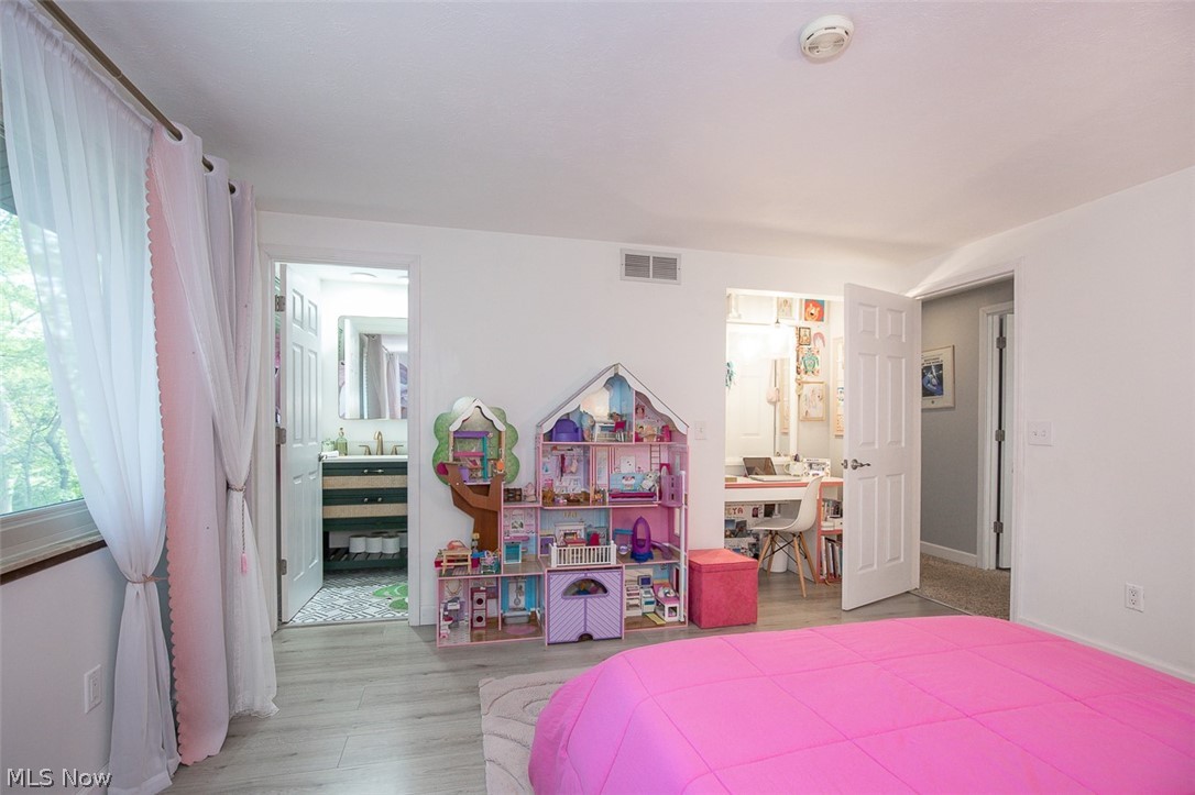Hunting Meadows - Residential