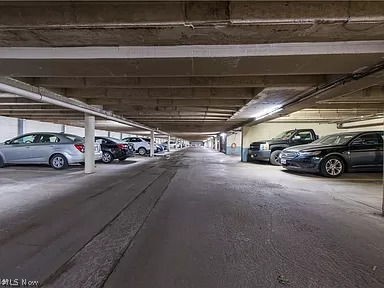 Lake Edge / West Chateau Condo - Residential