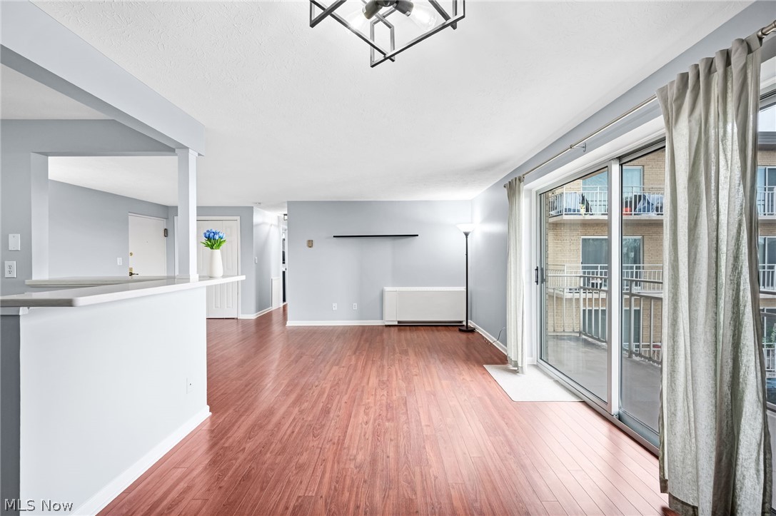 Lake Edge / West Chateau Condo - Residential