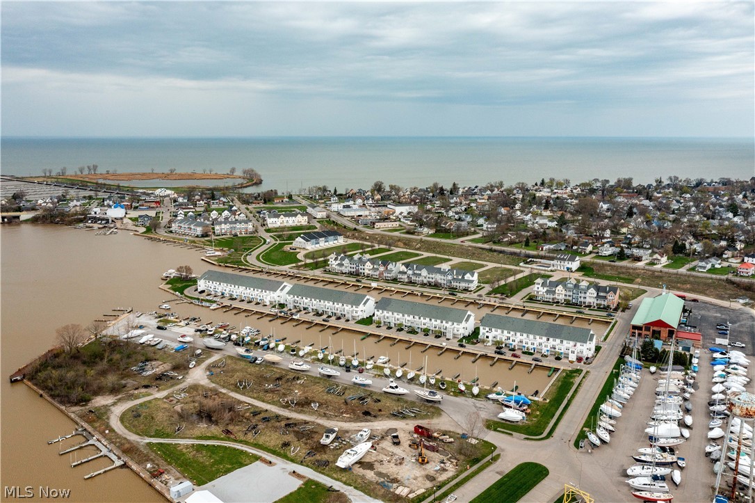 Harbor Walk/Black River - Residential