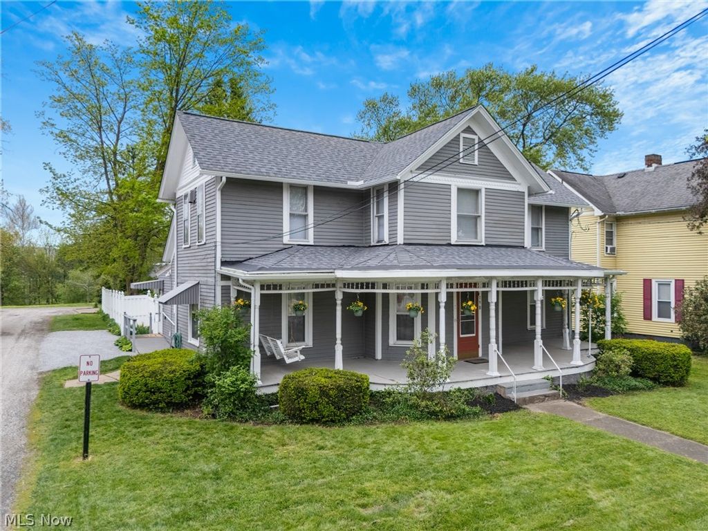 Photo of 198 E Main Street, Apple Creek, OH 44606 (MLS # 5201348)