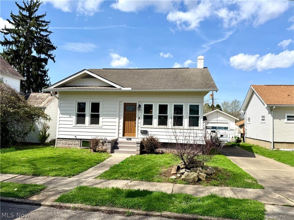 Photo of 486 Mckinley Avenue, Newcomerstown, OH 43832 (MLS # 5198756)
