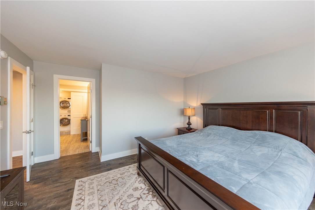 One Bratenahl Place Condo - Residential