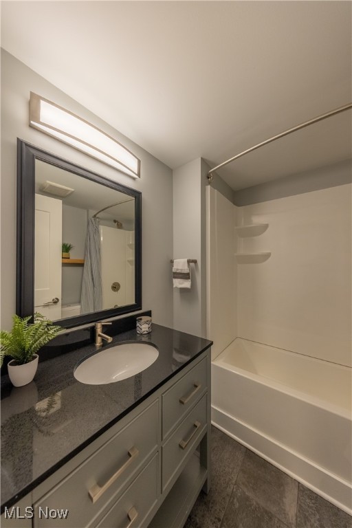 One Bratenahl Place Condo - Residential