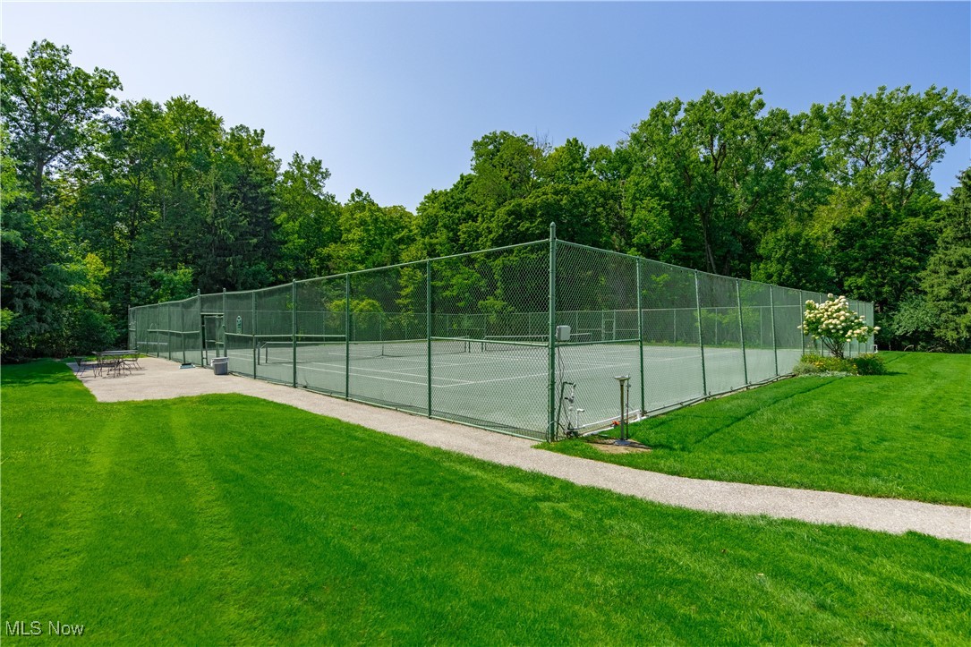 One Bratenahl Place Condo - Residential