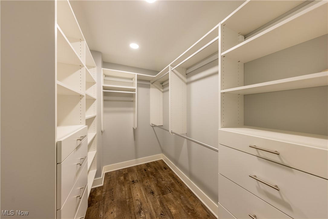 One Bratenahl Place Condo - Residential