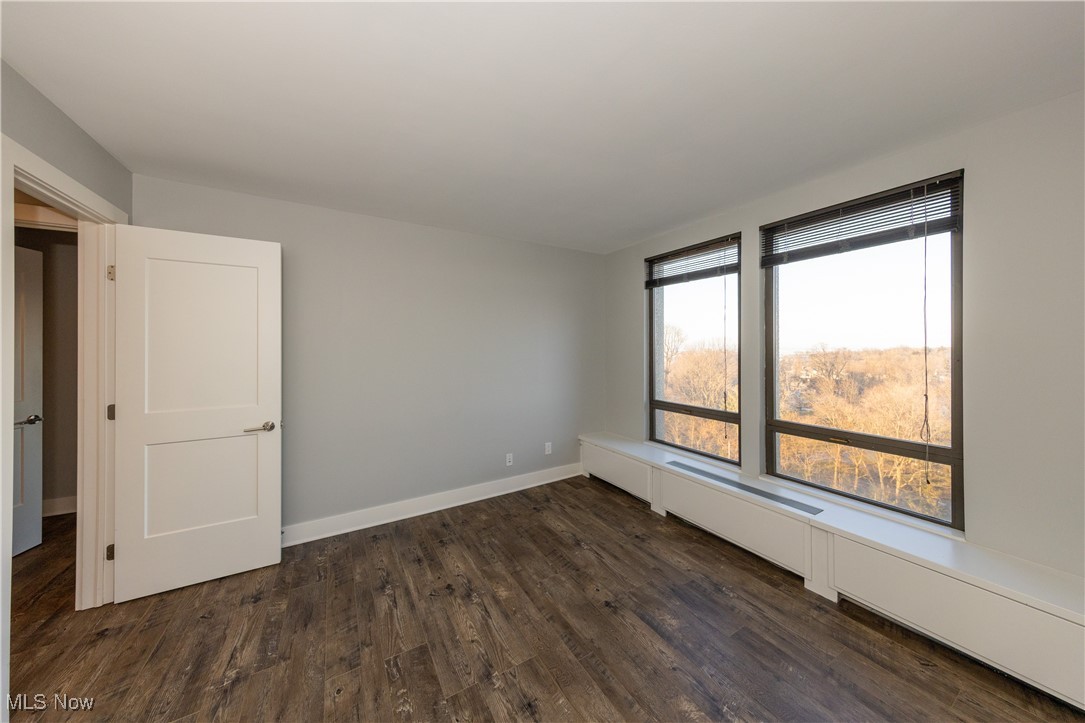 One Bratenahl Place Condo - Residential