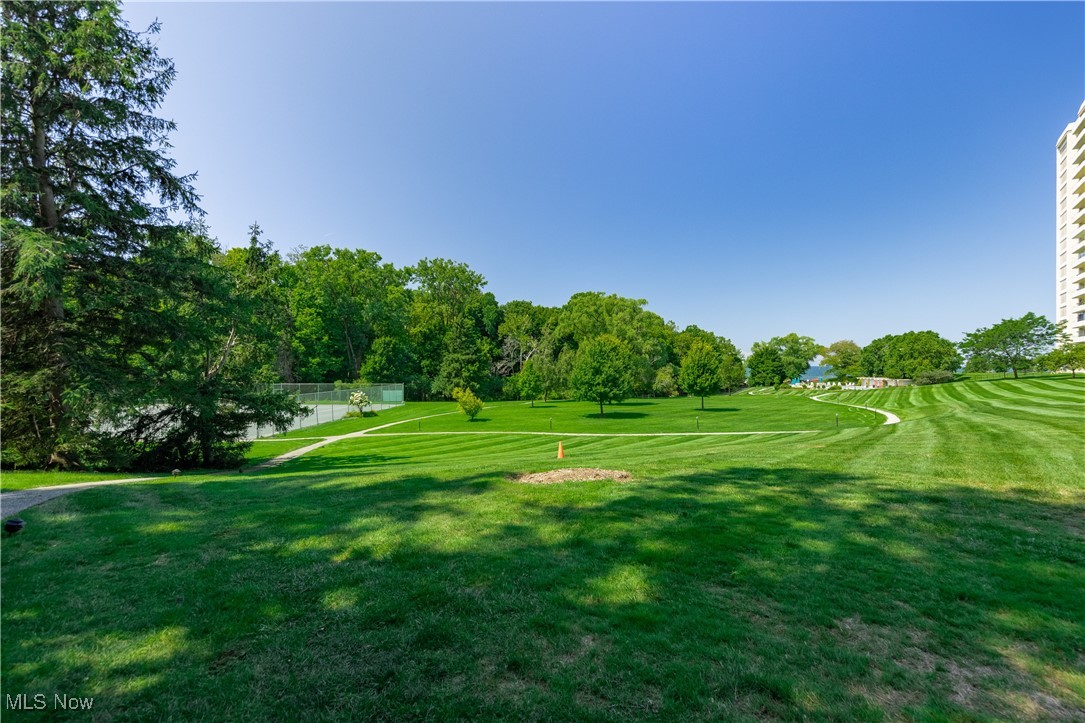 One Bratenahl Place Condo - Residential