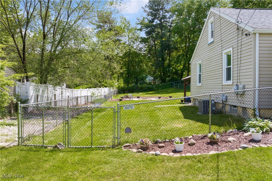 4650 16th Street, Canton, Ohio image 30