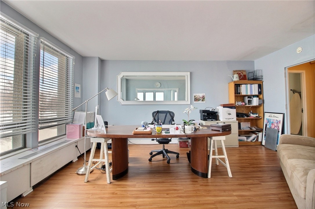 Bratenahl Place Condo - Residential