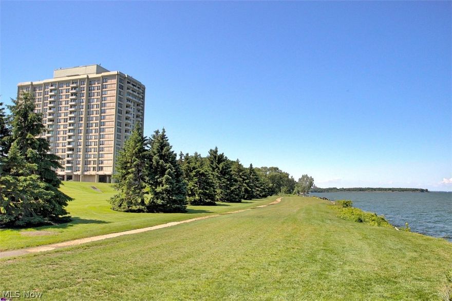 The VIEWS are absolutely breathtaking from this suite! Step inside and you will not want to leave! Beautiful neutral colors throughout. Master suite plus an office/sitting room. Covered balcony offers unobstructed front row seating to Lake Erie! Living at Bratenahl Place is truly a dream! Bratenahl Place is a prestigious gated community that offers concierge services, a well-equipped gym facility, on-site salon and full-service spa, a spectacular reception room, & heated underground parking. Breathtaking lake views, a salt water swimming pool, clay tennis courts, walking paths, lush gardens, picnic areas, a lakeside fire pit and the security of an attended gatehouse are enjoyed by all residents. Comfortable gathering places & hotel-style details make it easy to call Bratenahl Place home. Also featured on-site at One Bratenahl Place is the Bratenahl Place Bistro, Award-winning classic contemporary dining featuring steaks, seafood, and traditional Italian Cuisine. HOA fees includes all utilities and basic cable. Just minutes to downtown Cleveland, CWRU, University Hospital & Cleveland Clinic.