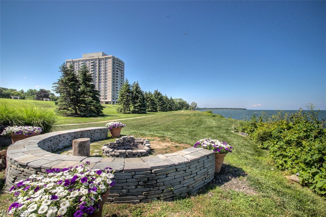 Bratenahl Place Condo - Residential