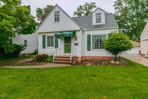 Photo for 423 E 330th Street