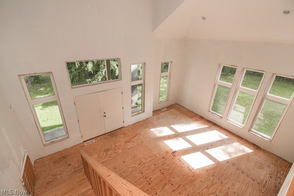 Lander Mdws - Residential