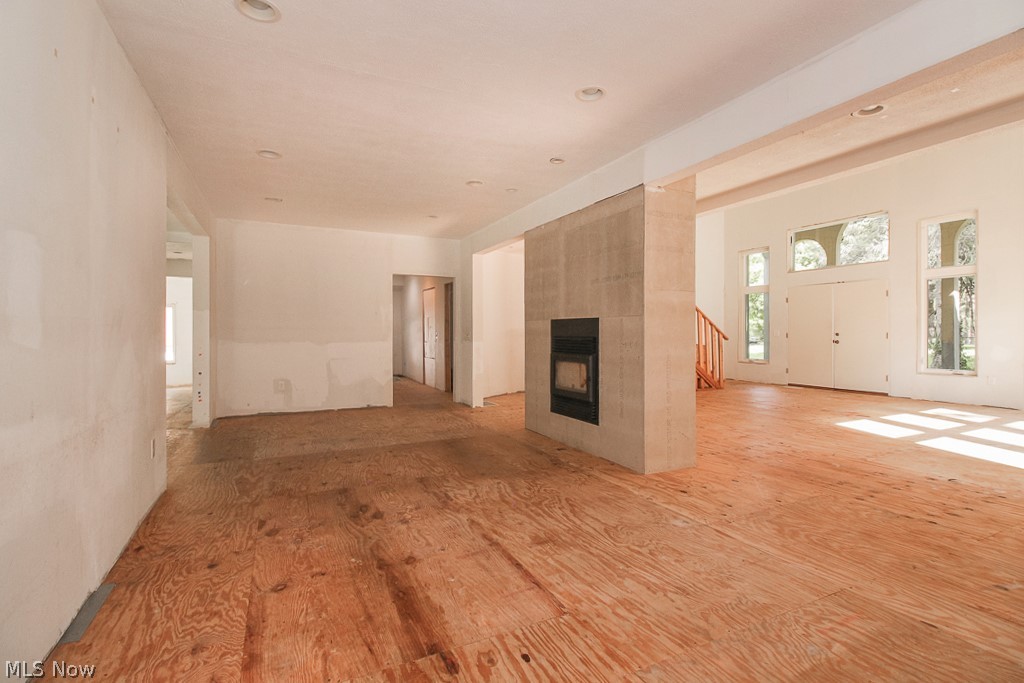 Lander Mdws - Residential