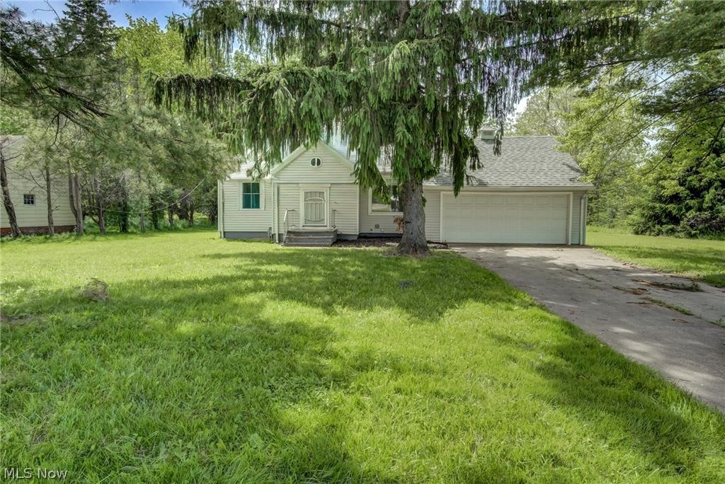 Photo of 4684 Green Road, Warrensville Heights, OH 44128 (MLS # 5213731)