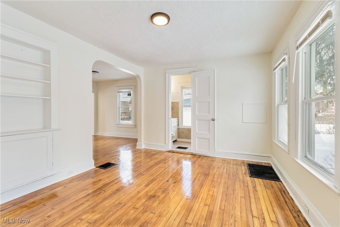 1908 Powell Avenue, Cleveland Heights, Ohio image 4