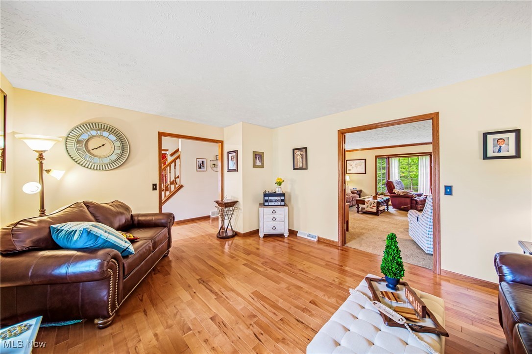 8163 Nancy Drive, Mentor, Ohio image 27