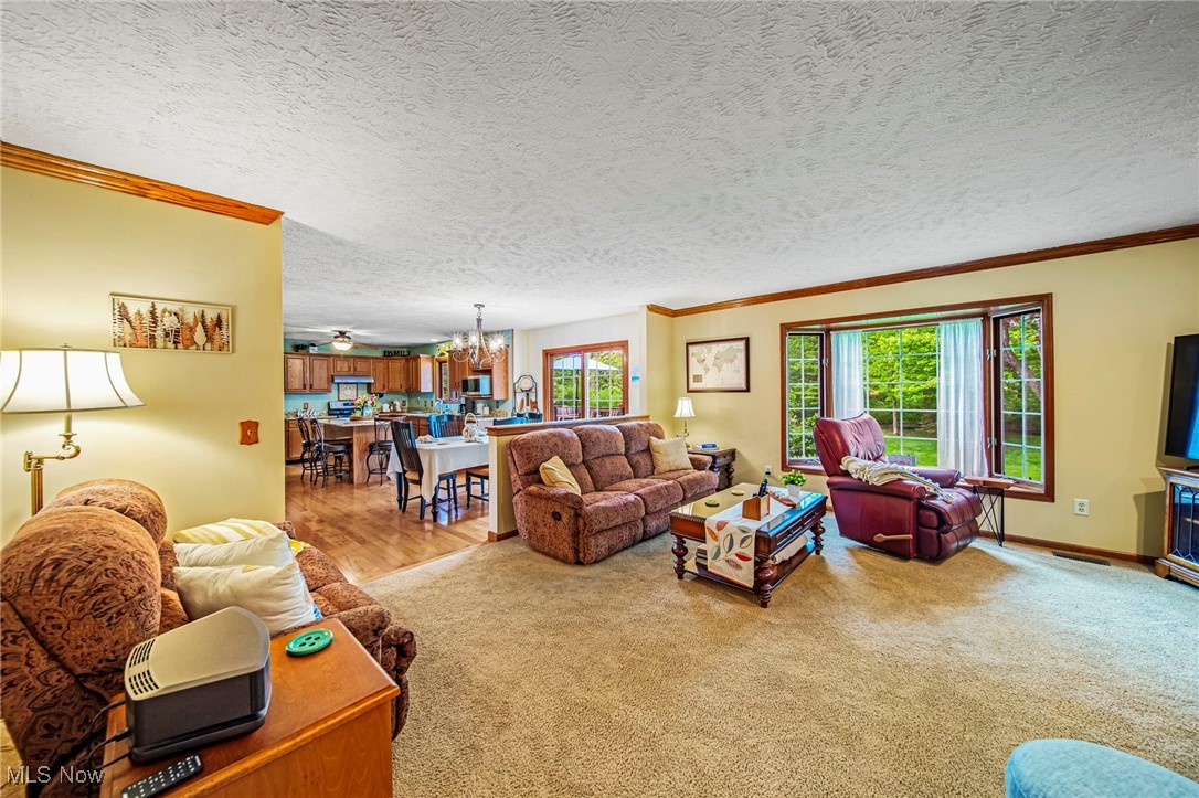 8163 Nancy Drive, Mentor, Ohio image 24