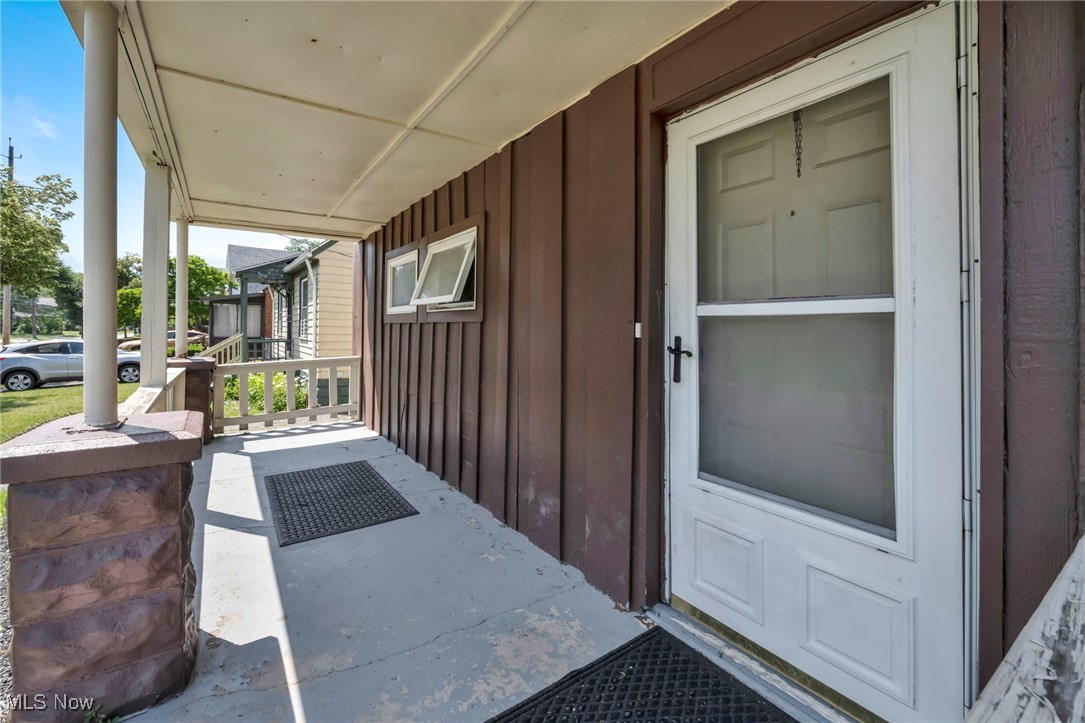 11113 Avon Avenue