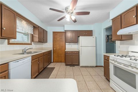 Tiny photo for 380 Orchardview Road, Seven Hills, OH 44131 (MLS # 5187844)