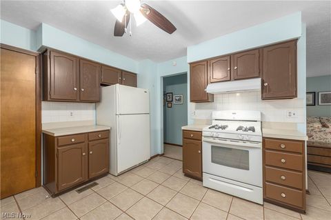 Tiny photo for 380 Orchardview Road, Seven Hills, OH 44131 (MLS # 5187844)