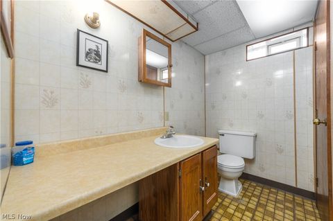 Tiny photo for 380 Orchardview Road, Seven Hills, OH 44131 (MLS # 5187844)