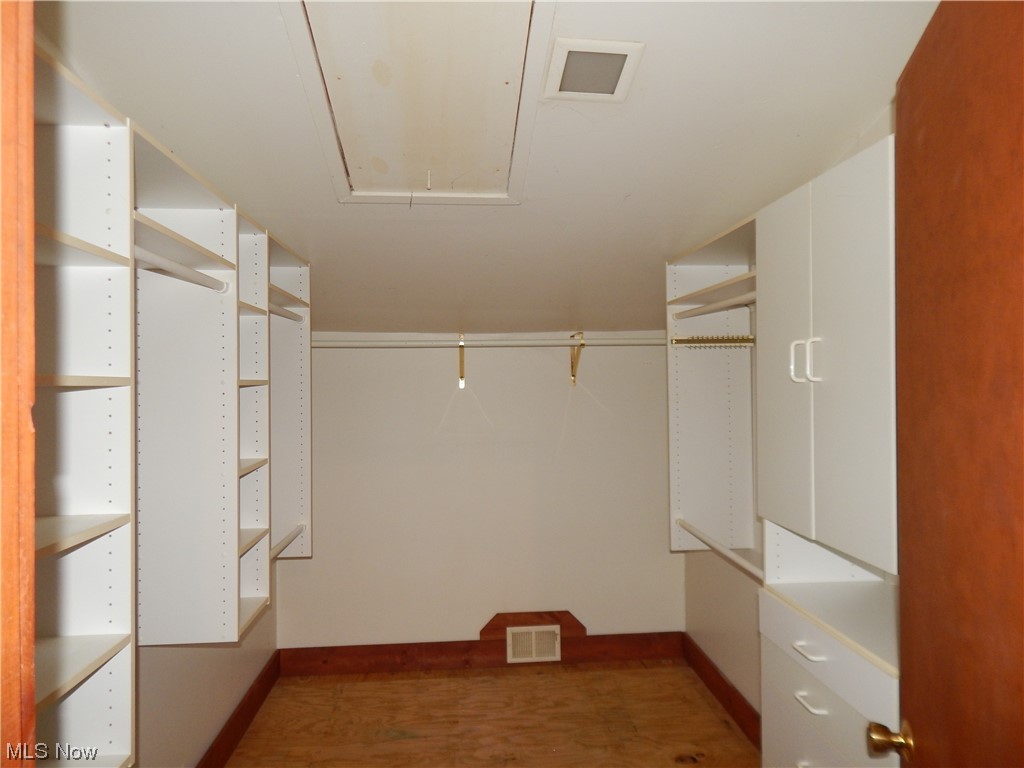 Beechwood Island - Residential