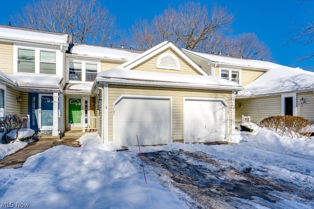 Photo of 3767 Lake Run Boulevard, Stow, OH 44224 (MLS # 5186394)