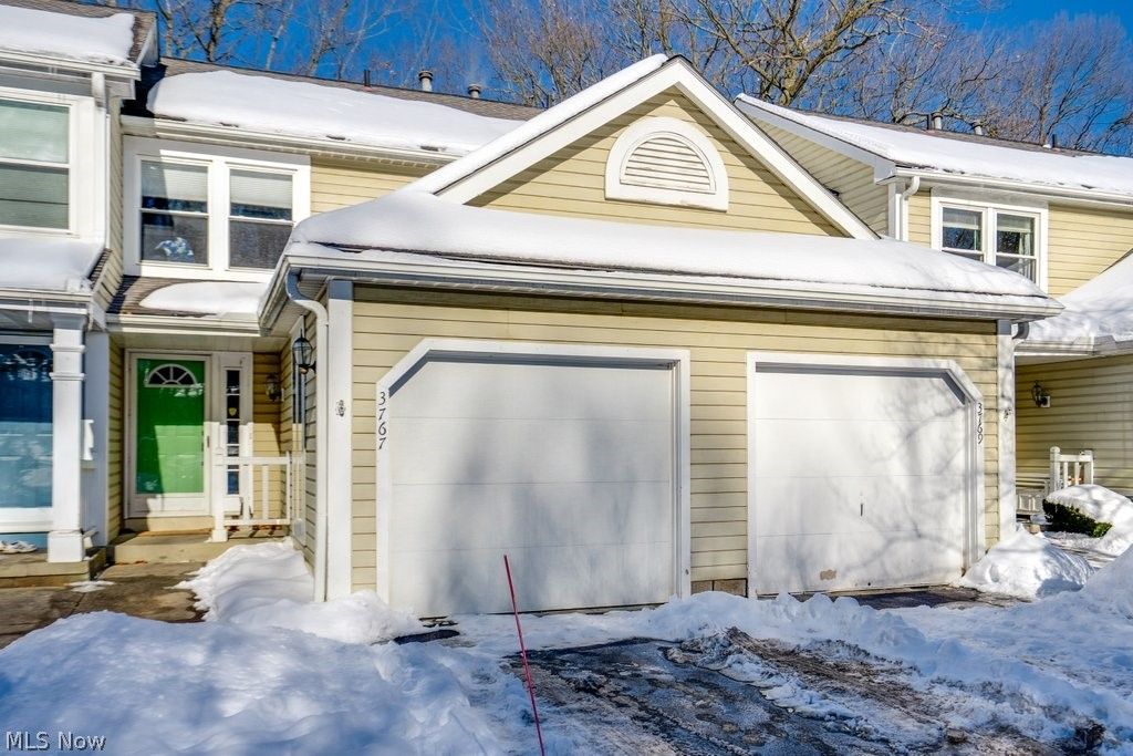 Photo of 3767 Lake Run Boulevard, Stow, OH 44224 (MLS # 5186394)