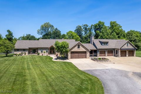 151 Dover Road Washington WV 26181