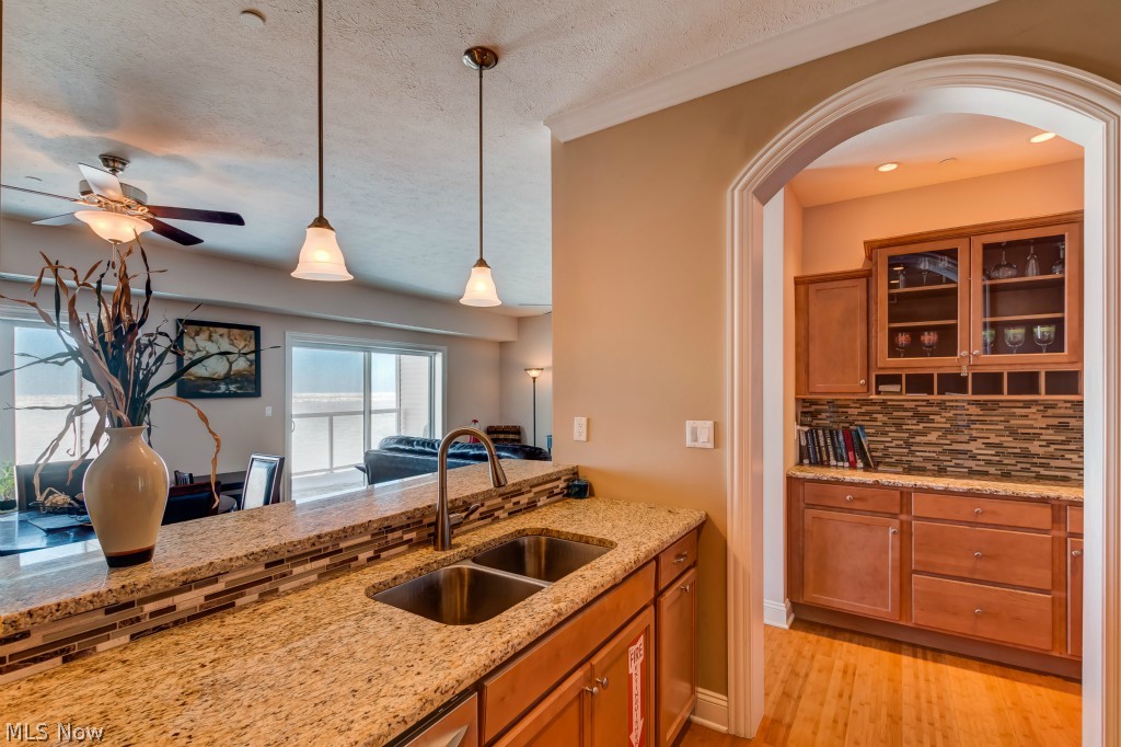 Lake Erie Vista Condo - Residential