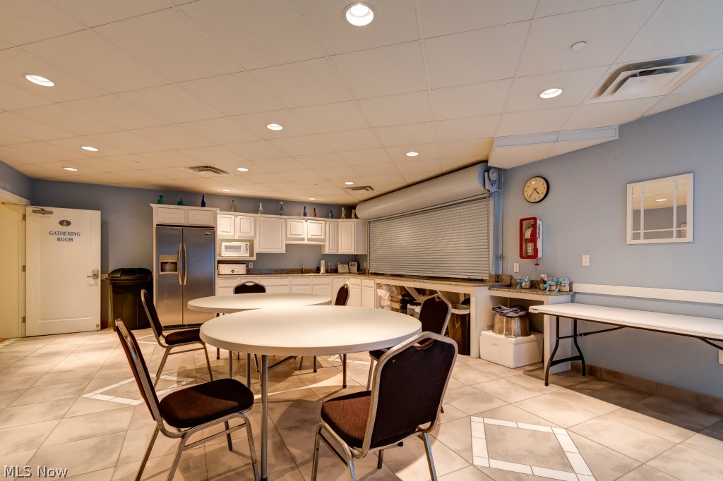 Lake Erie Vista Condo - Residential