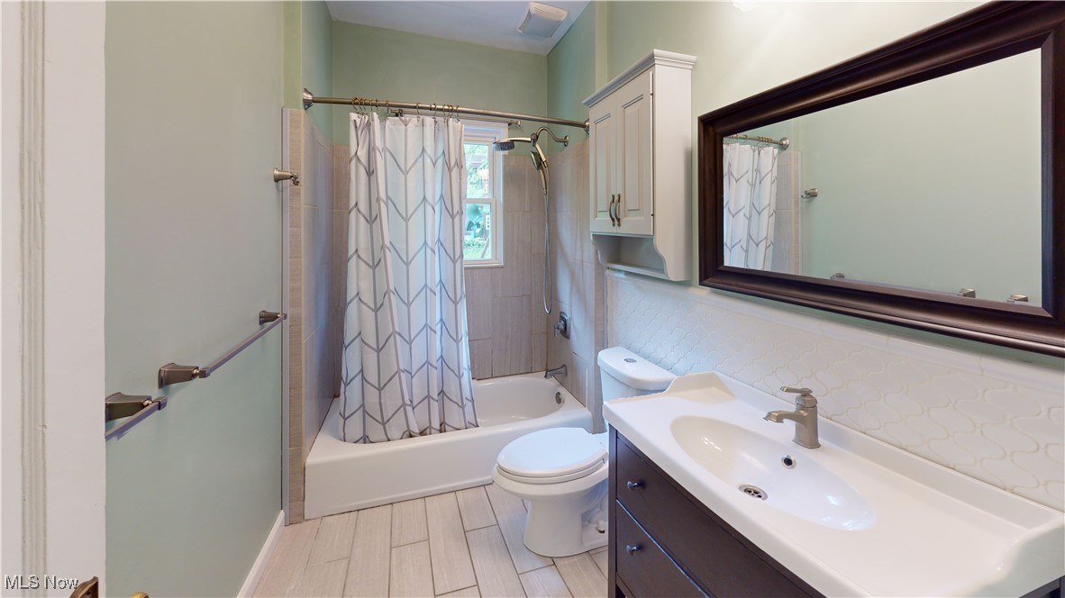 3261 Darrow Road, Stow, Ohio image 20