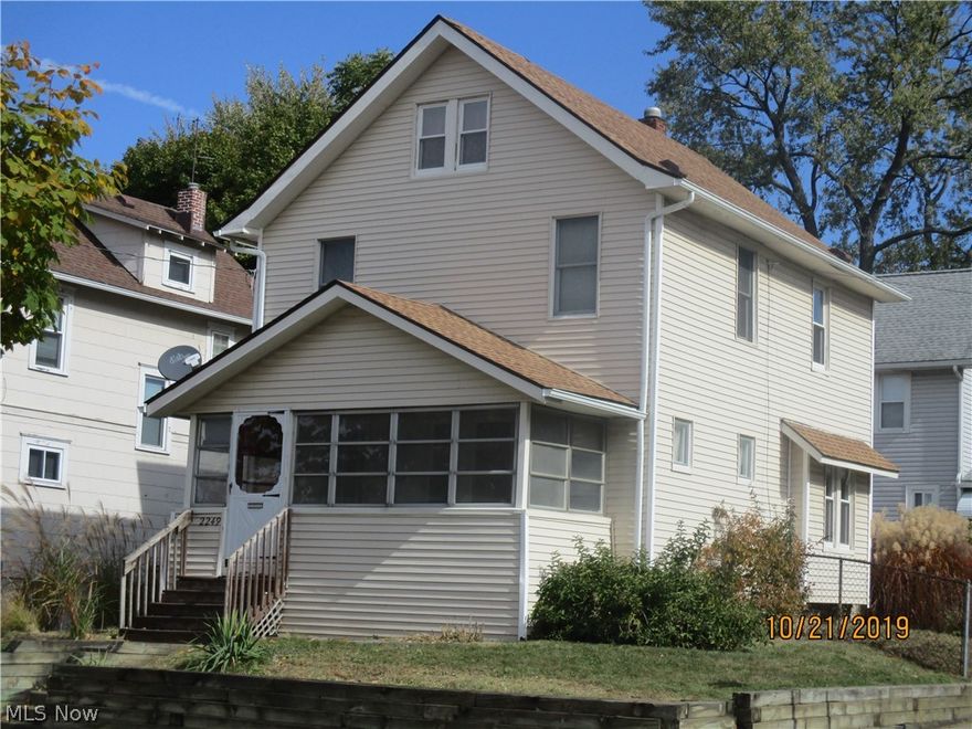 Spacious Colonial style home with 4 bedrooms, 2 bathrooms. a full basement, and over 1308 square ft of living space!!  This home comes with loads of potential, most of the expensive mechanicals have been updated so all this place needs is your own personal touch and finishes. Offering 4 good size bedrooms, large formal dining room, enclosed front porch, and private 10x10 wood deck in the back, you are all set up for a large/growing family, or even just entertaining for the holidays. 
Did I mention location?,...this house sits within walking distance to the library, public transportation, the historical district,...and even Pierre's Brooklyn Style Pizza,..which I hear is pretty amazing!
Updates include new AC in 2005, 30 year roof 2007, windows 2002, new hot water tank 2016, and updated electrical.  At this price, it will likely not last.  Schedule a showing today!