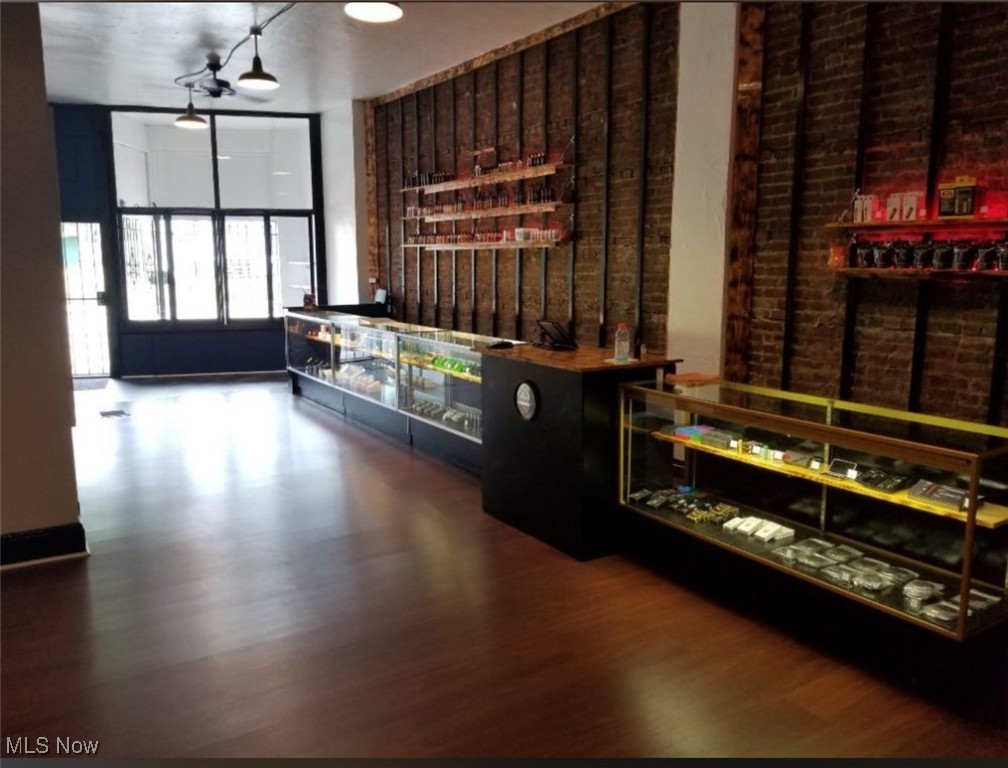 Seidman - Commercial Sale