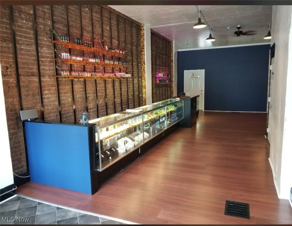 Seidman - Commercial Sale