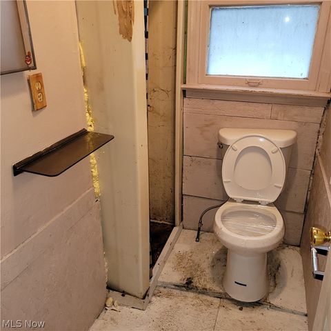 Tiny photo for 5820 Ash Street, Chippewa Lake, OH 44215 (MLS # 5202706)