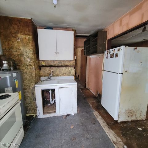 Tiny photo for 5820 Ash Street, Chippewa Lake, OH 44215 (MLS # 5202706)