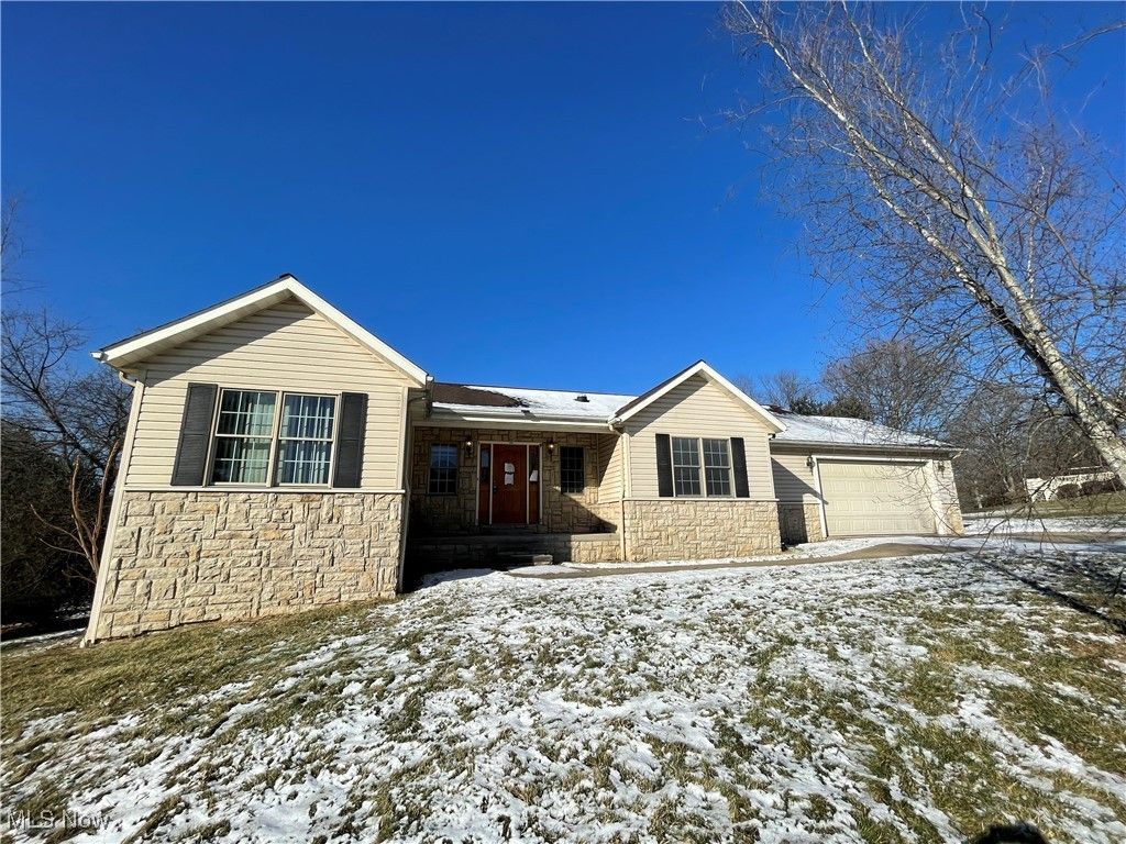 Photo of 62959 James Road, Cambridge, OH 43725 (MLS # 5183511)