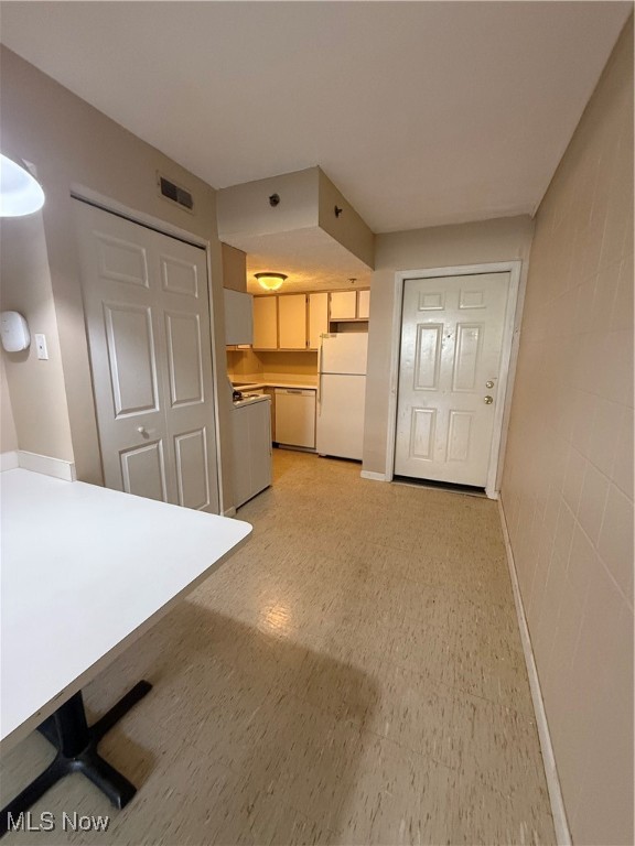 Brownstone - Residential Lease