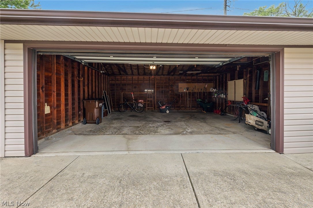 9537 Elsmere Drive