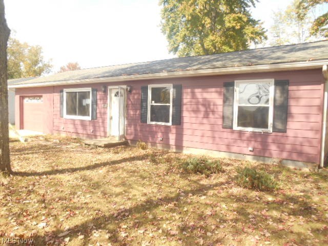 HUD 412-545963!!! SOLD AS IS Property is HUD owned and is being sold in its "as is" condition. It is FHA "IE" which means it can be FHA financed (Insured with Escrow). Please visit SageAcq and HudHomeStore websites for more info and property disclosure data (like LBP, PCR, Radon, Mold, etc)!. All POS and any repairs if needed are the responsibility of the Buyer.