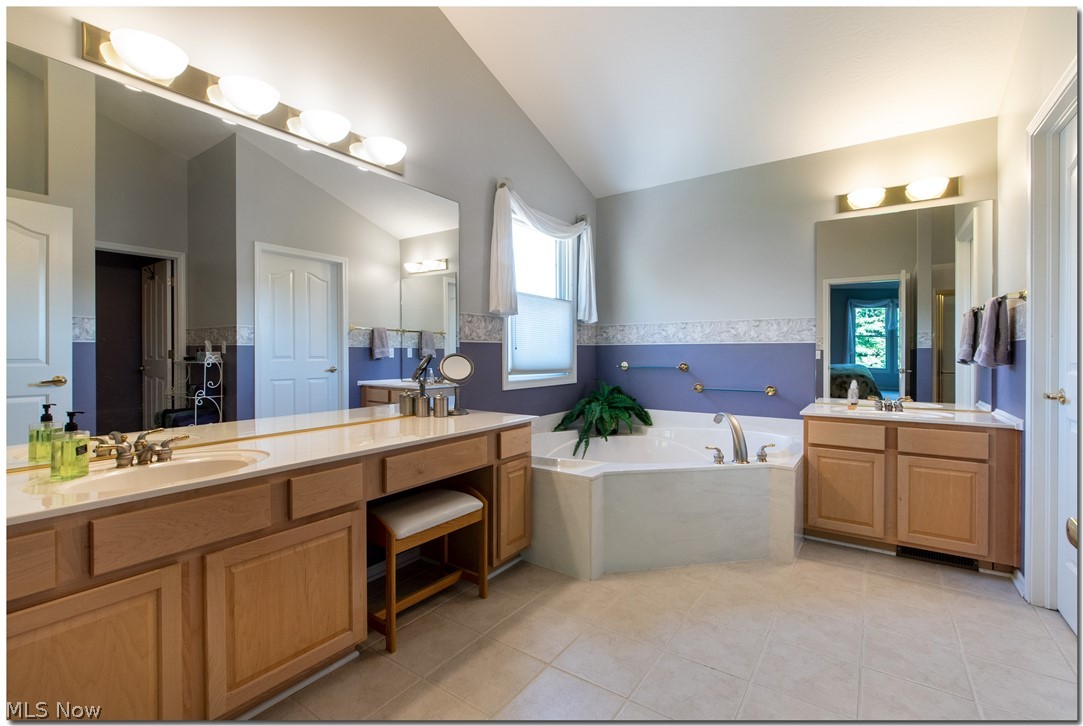 Macintosh Farms - Residential