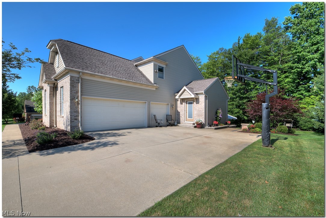 Macintosh Farms - Residential