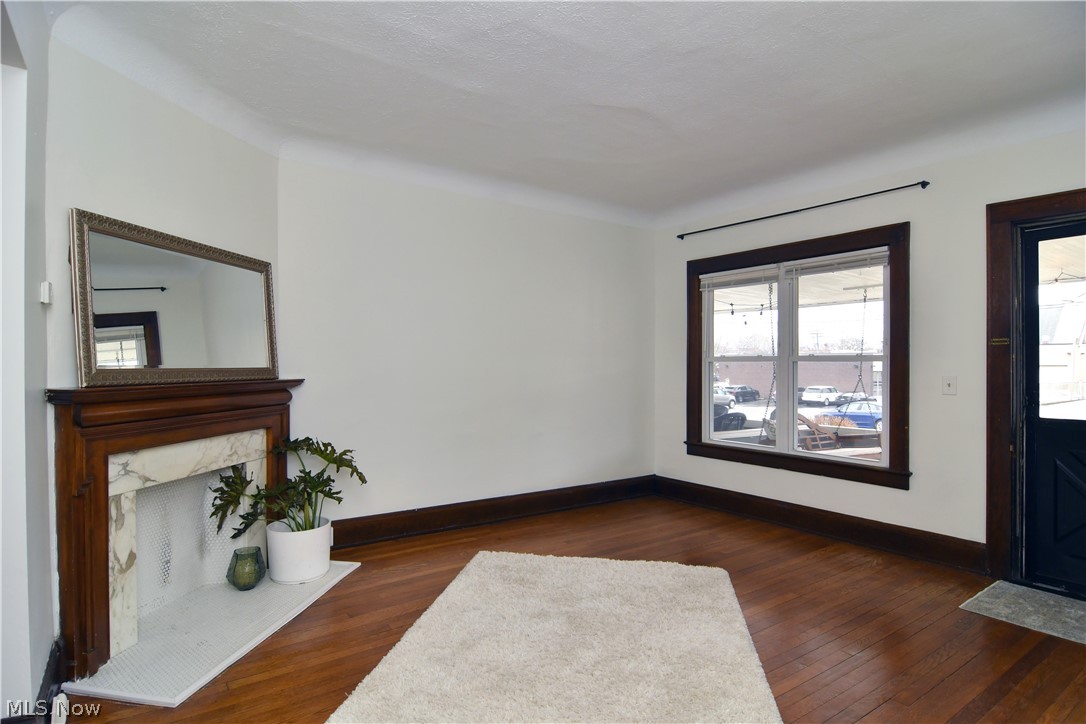 1420-1422 Alameda Avenue