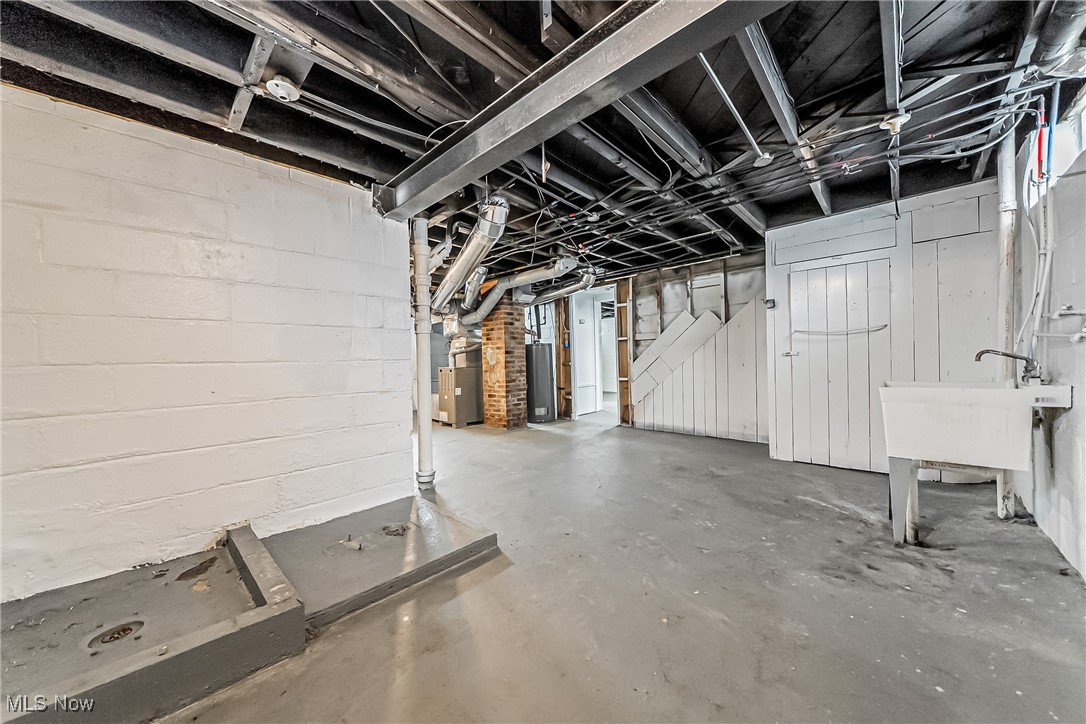 5923 Turney Rd, Garfield Heights, Ohio image 34