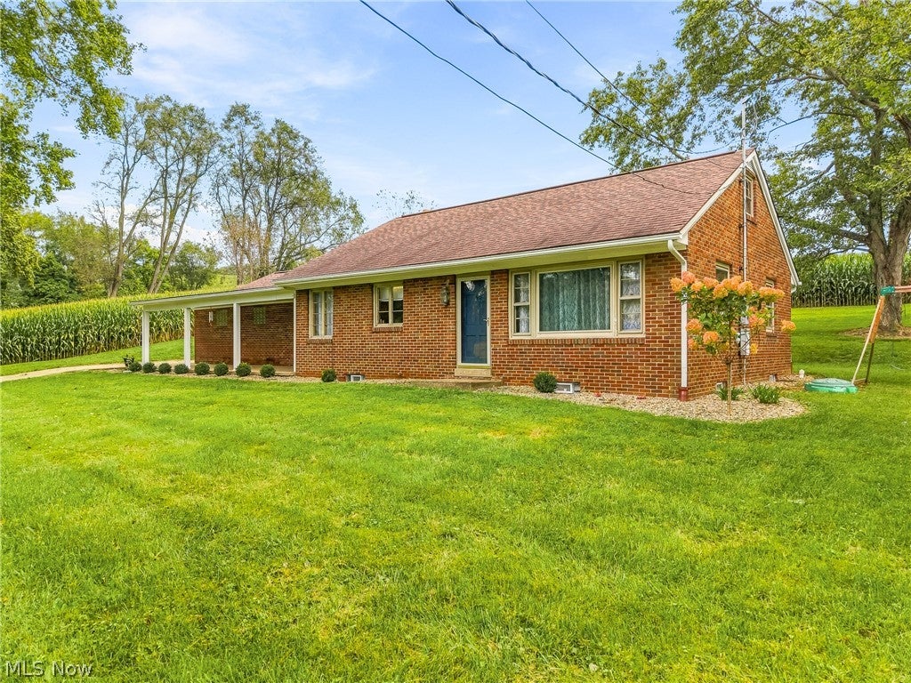 3633 Blacksnake Hill Road NE