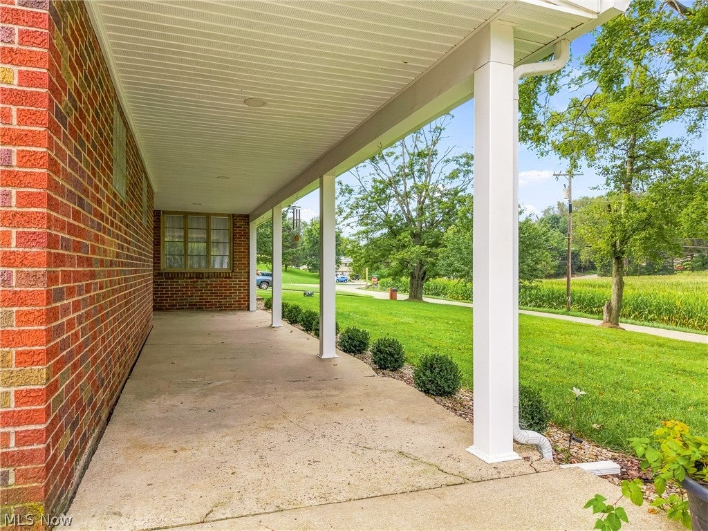 3633 Blacksnake Hill Road NE