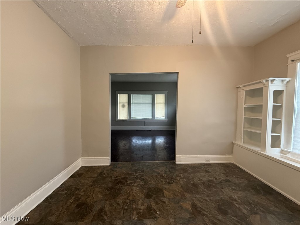 E Q Potters Sub - Residential Lease